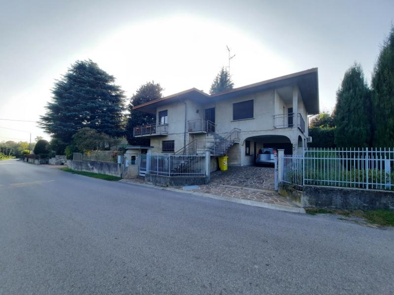 Vendita Villa unifamiliare Casa/Villa Sumirago via Ambrogio Colombo n. 16 457772