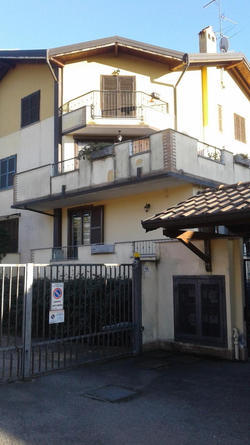 Vendita Bilocale Appartamento San Vittore Olona Via Toniolo 422943