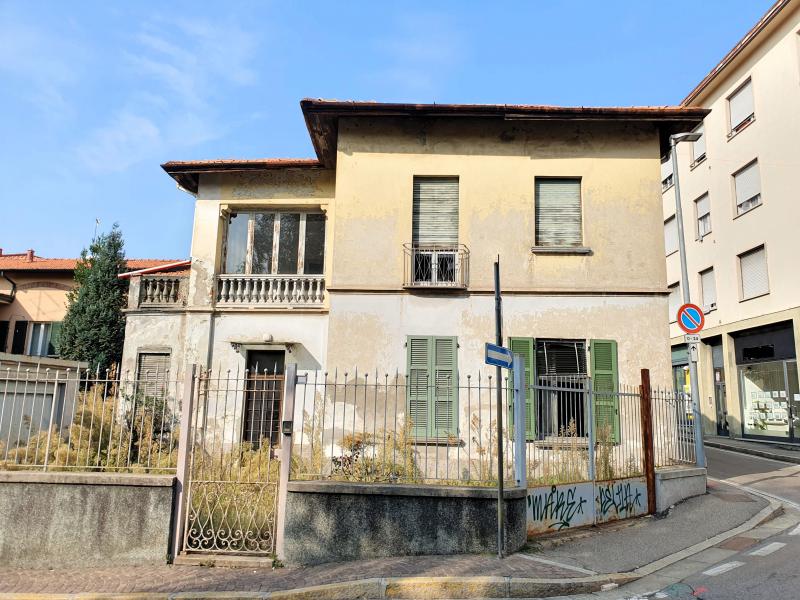 Vendita Casa Indipendente Casa/Villa Cantù Via Ettore Brambilla 451212