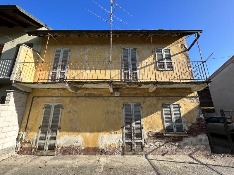 Vendita Rustico/Casale/Castello Casa/Villa Robbio Via Monte Grappa 16 431212