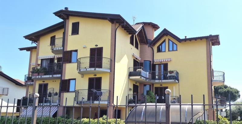 Vendita Quadrilocale Appartamento Gallarate Via Giotto 22 427740