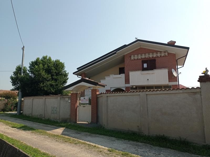 Vendita Villetta Bifamiliare Casa/Villa Borgo Vercelli Via Boschetto 11 375645
