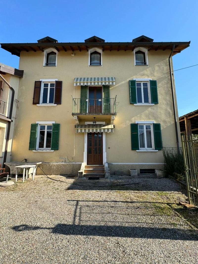 Vendita Villa unifamiliare Casa/Villa Malnate Via Settembrini, 9 475835