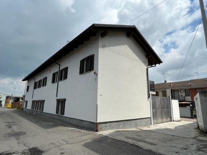 Villetta Bifamiliare in vendita in Via Casanova 40, Vercelli