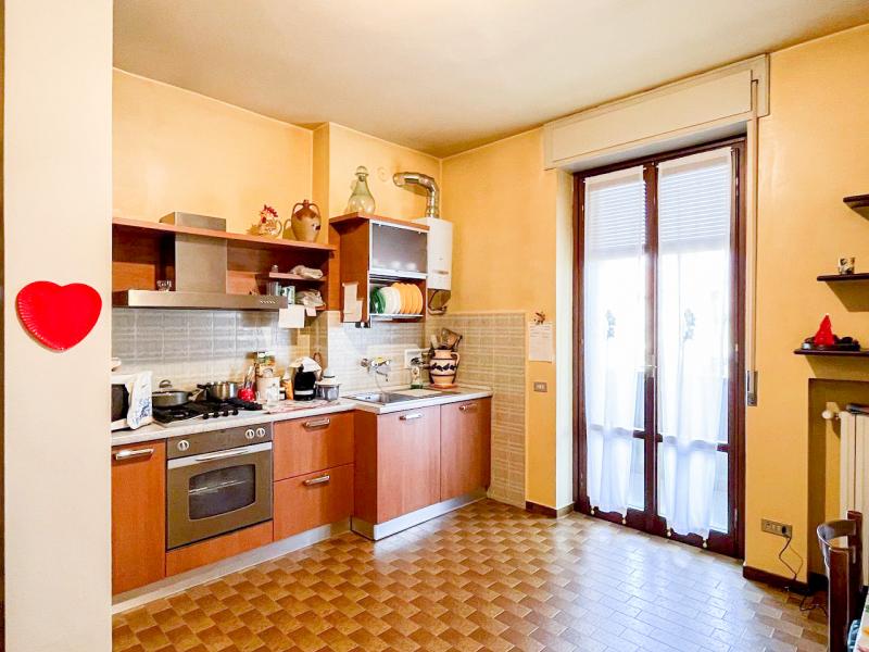Vendita Trilocale Appartamento Azzate Via Vittorio Veneto 19 405070