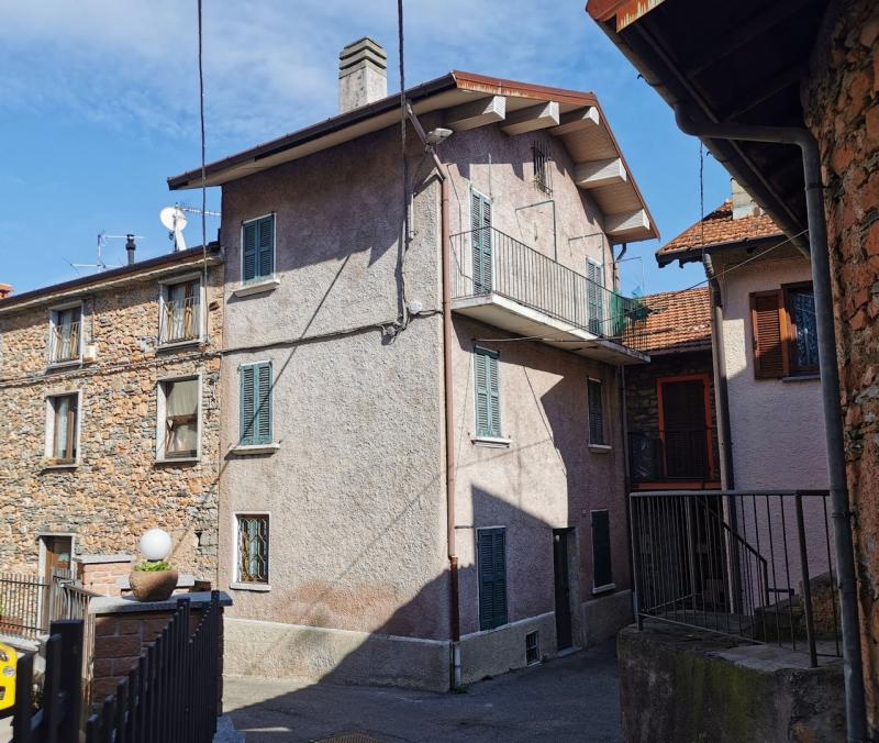 Vendita Terratetto/Terracielo Casa/Villa Cuasso al Monte Via Madonnina 5 419156