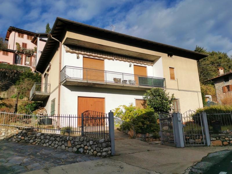 Vendita Villa unifamiliare Casa/Villa Cuasso al Monte Via Garibaldi n.19 463585