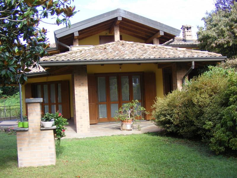 Villa unifamiliare in vendita in Via Pertini, Borgo Ticino