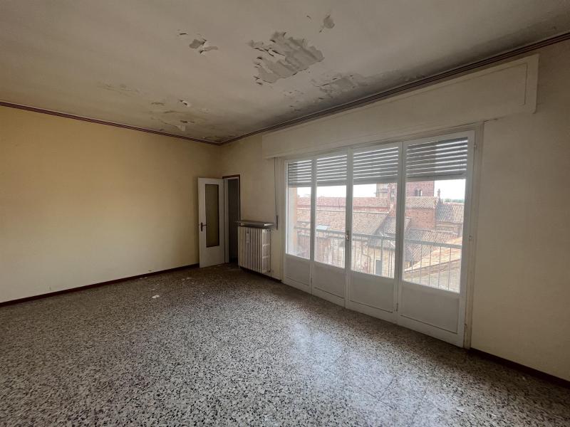Vendita Quadrilocale Appartamento Mortara Via Roma 442915
