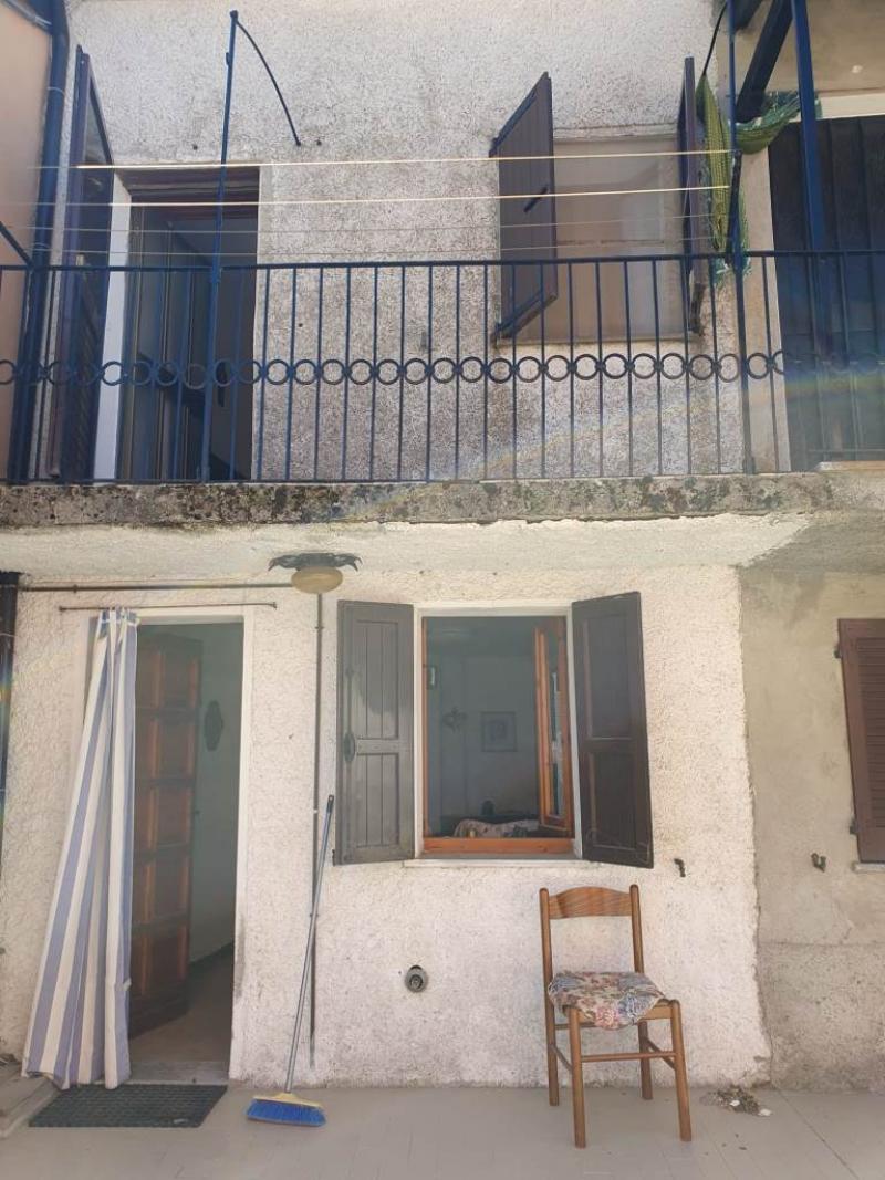 Vendita Casa Indipendente Casa/Villa Varzi Frazione Castellaro, 61 443874