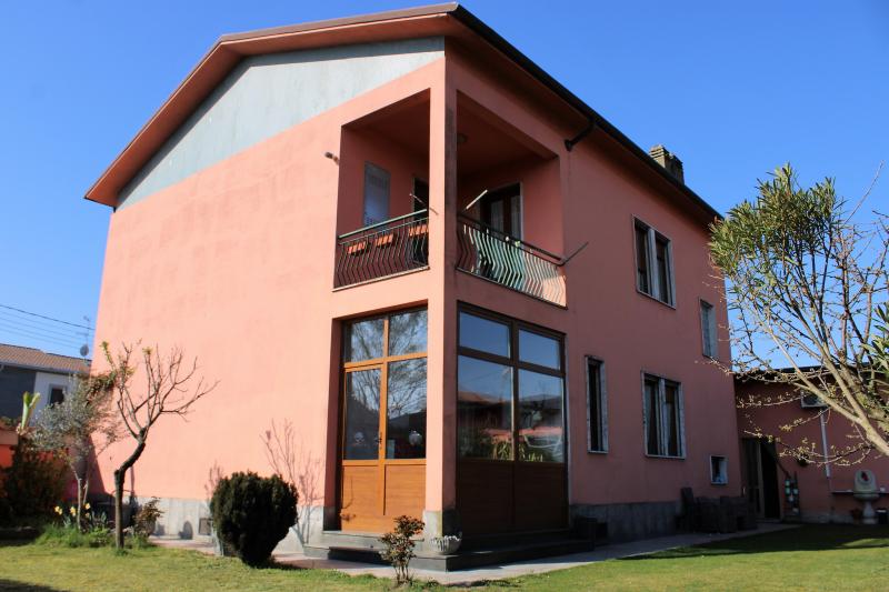 Vendita Villetta Bifamiliare Casa/Villa Borgo Vercelli via Novara 10 460506