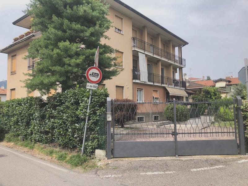 Vendita Trilocale Appartamento Varese via  Ambrogio Zonda 469430