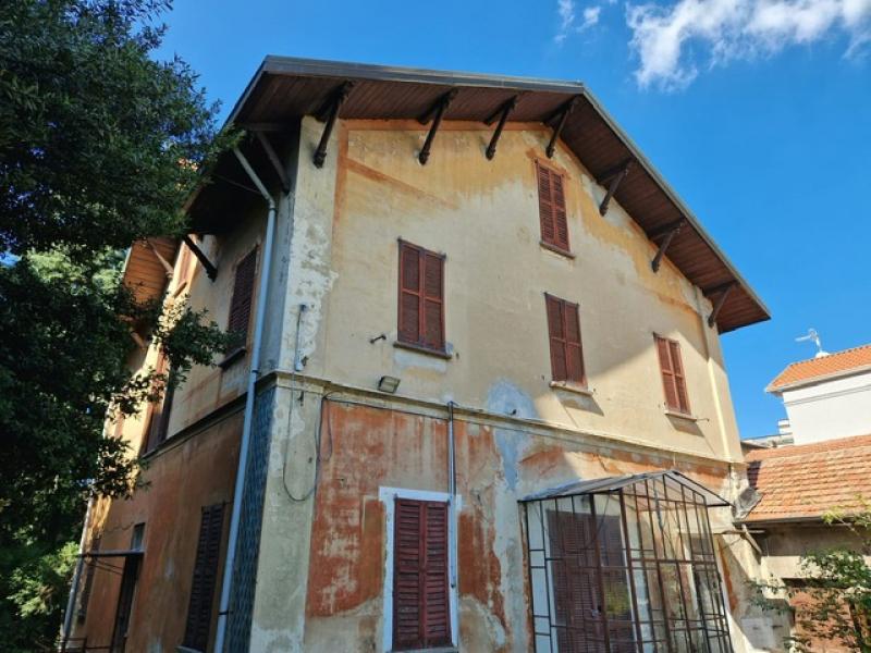 Vendita Villa unifamiliare Casa/Villa Varese via fratelli Pavesi 15 374009